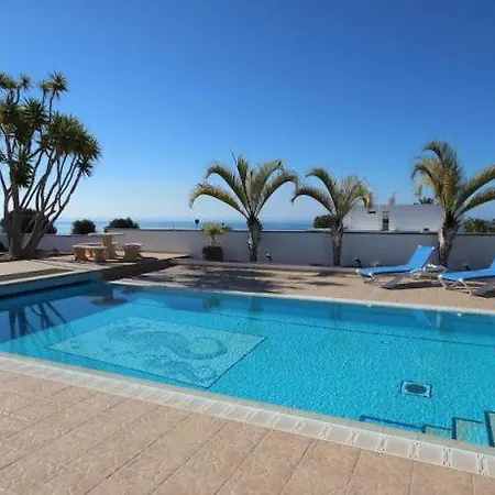 In Sleeps 8 Includes Swimming Pool And Air Con 6 Puerto Calero