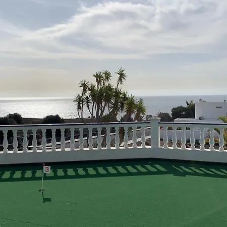 In Sleeps 8 Includes Swimming Pool And Air Con 6 * Puerto Calero